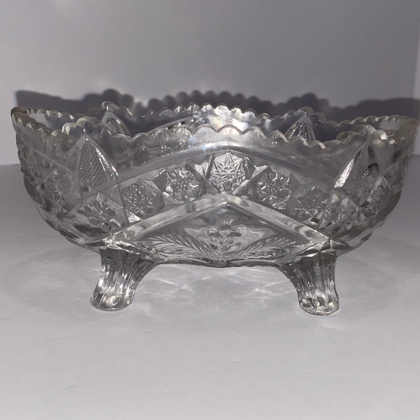 Vintage 4-Footed Starburst Oval Bowl