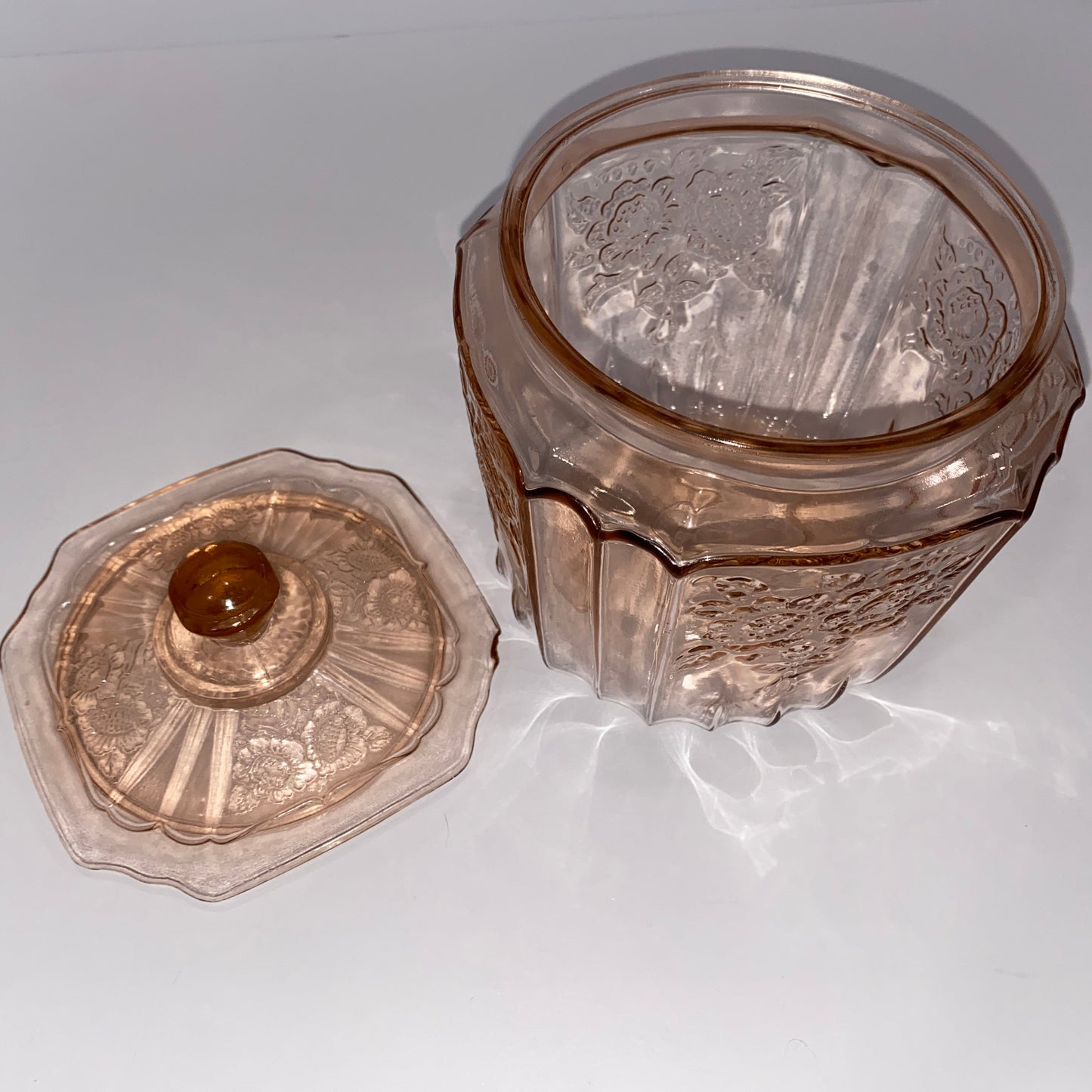 Vintage Jeannette Glass "Sharon" Pink Candy Jar