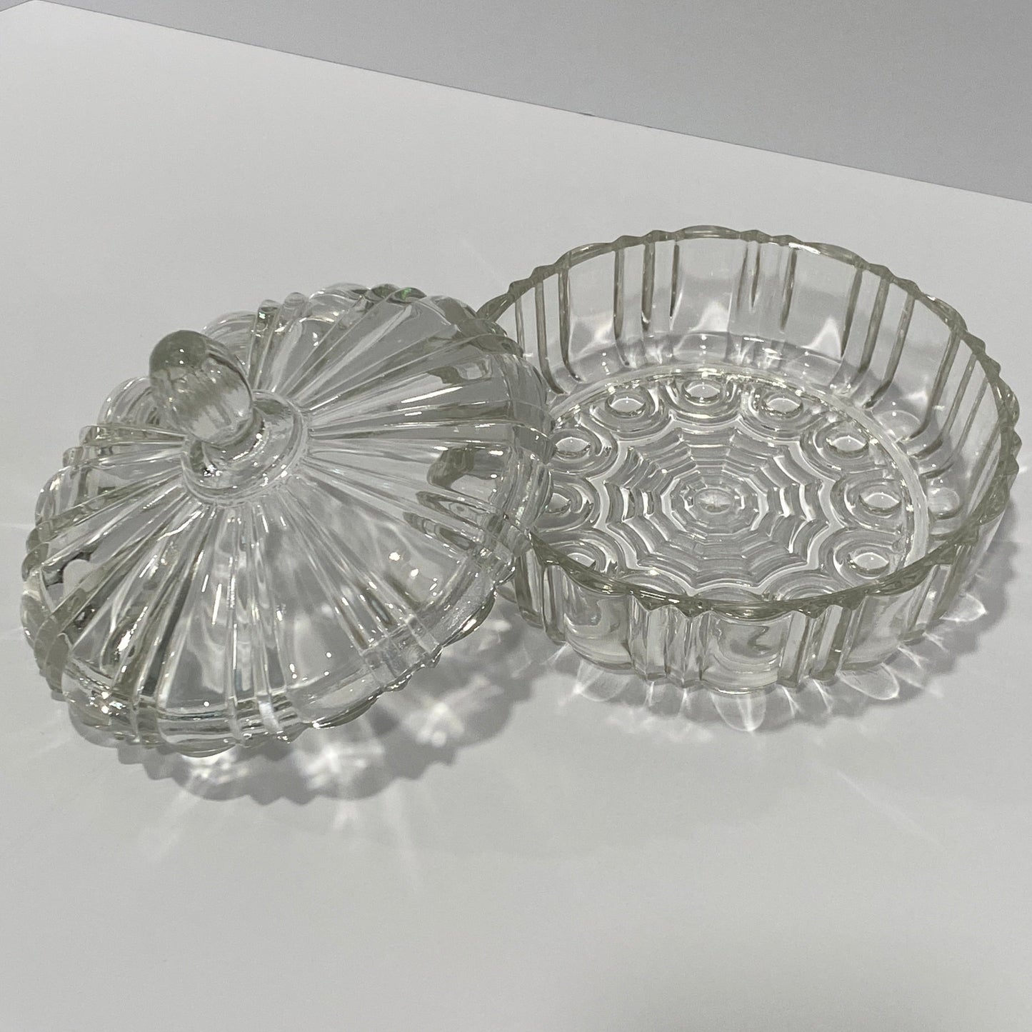 Indiana Glass Windsor Button-Base Jar