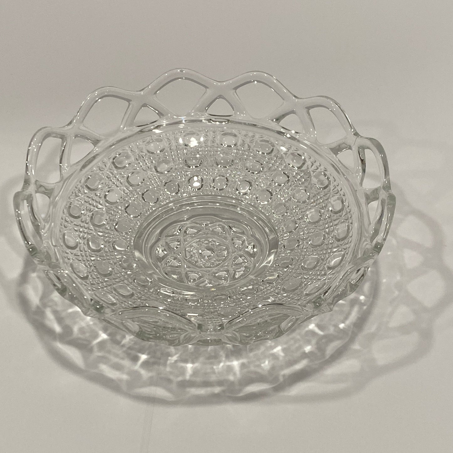 Vintage Jeannette Glass "Anniversary" Sunburst Bowl