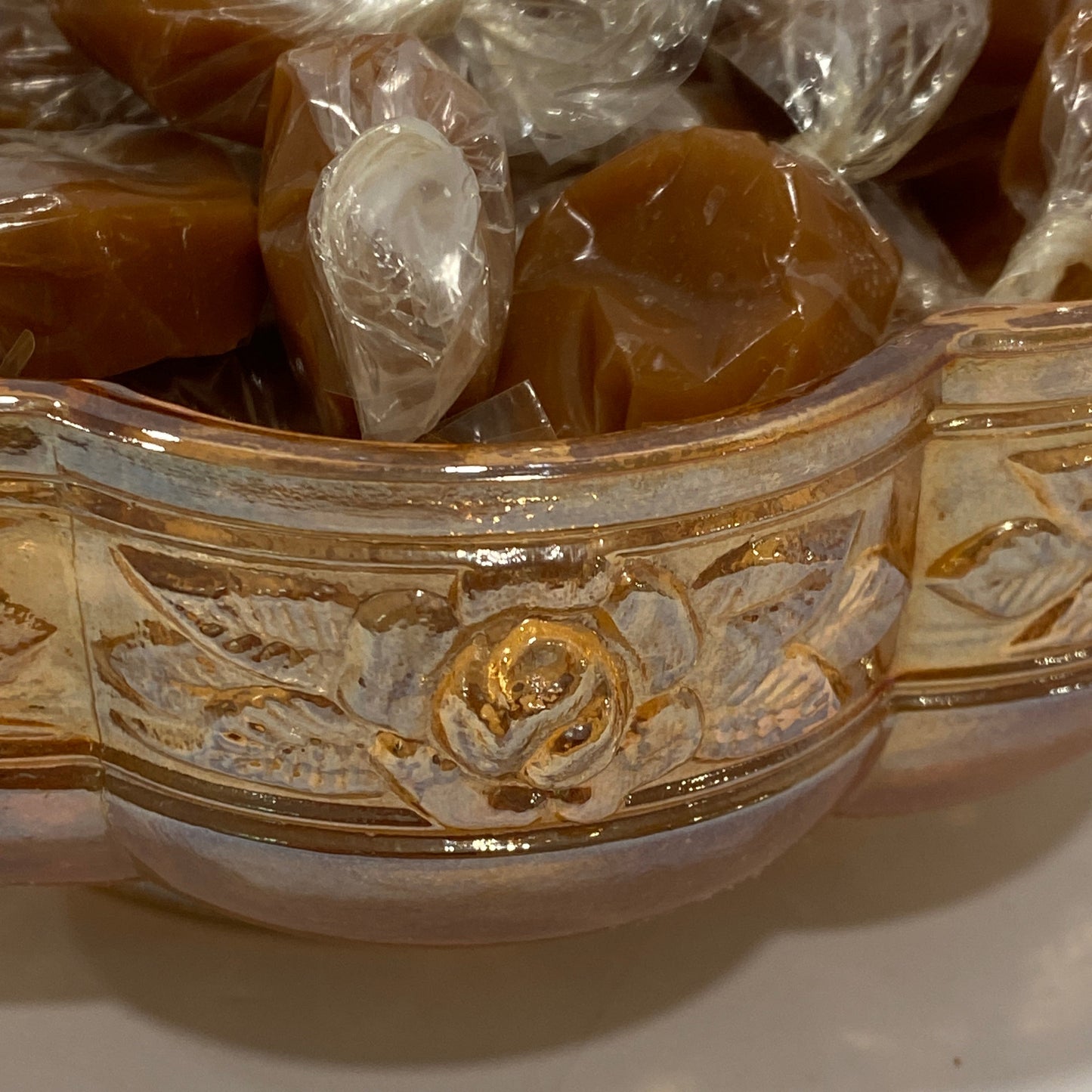Vintage Jeannette "Floragold" Iridescent Rose Dish